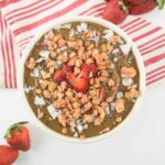 Chocolate Covered Strawberry Smoothie Bowl | Sip + Spice