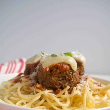 Make-Ahead Veggie Meatballs | Sip + Spice